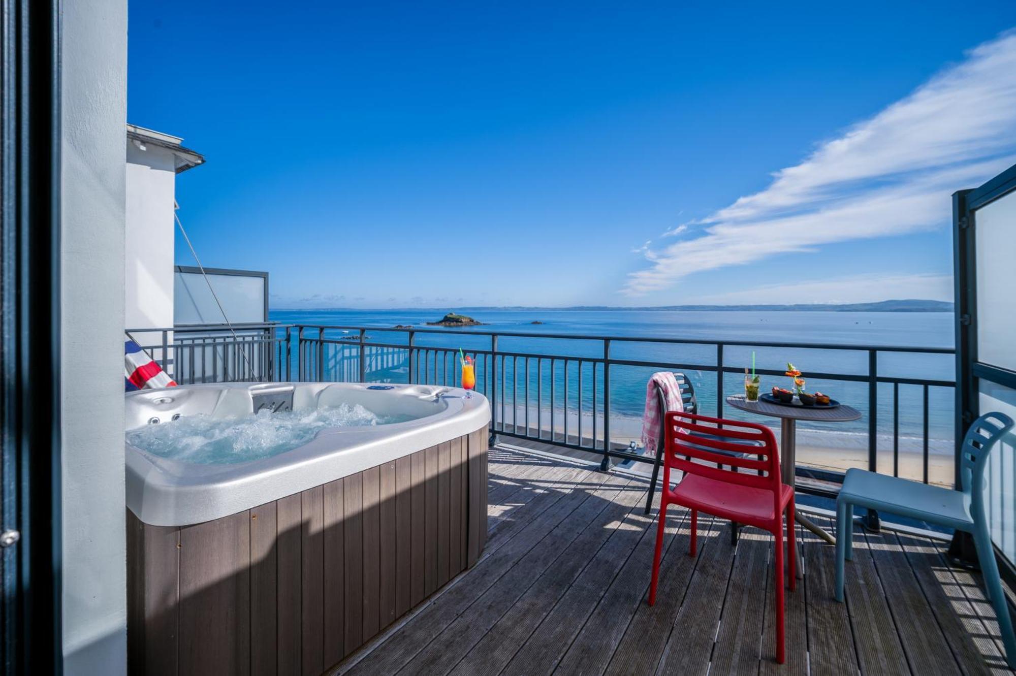 Hotel Valdys Thalasso & Spa - La Baie Douarnenez Zewnętrze zdjęcie